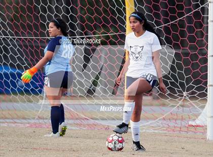 Thumbnail 3 in Jacksonville vs East Duplin photogallery.
