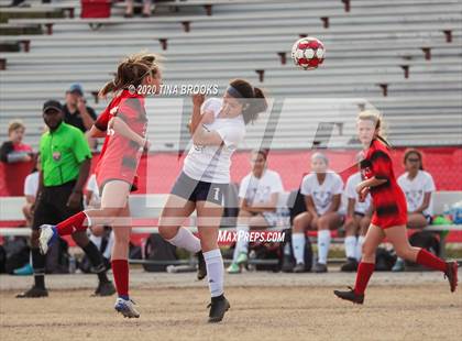 Thumbnail 2 in Jacksonville vs East Duplin photogallery.