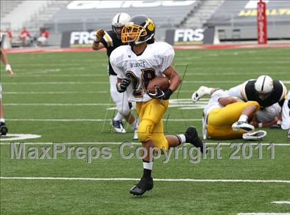 Thumbnail 2 in Upper Arlington vs. Springfield (Kirk Herbstreit National Kickoff Classic) photogallery.