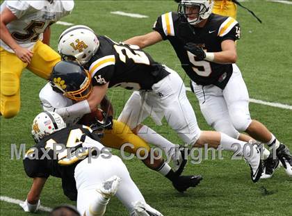 Thumbnail 2 in Upper Arlington vs. Springfield (Kirk Herbstreit National Kickoff Classic) photogallery.