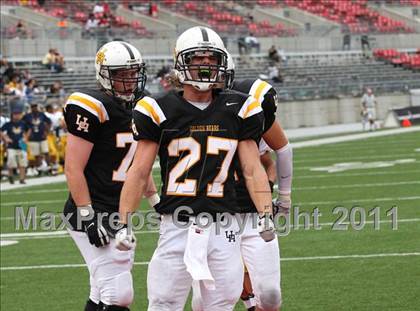 Thumbnail 3 in Upper Arlington vs. Springfield (Kirk Herbstreit National Kickoff Classic) photogallery.