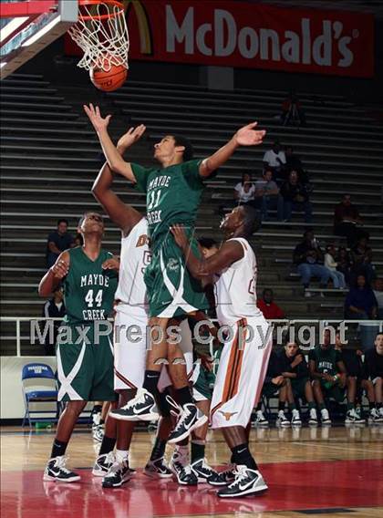 Thumbnail 1 in Dobie vs. Mayde Creek (McDonald's Texas Invitational) photogallery.