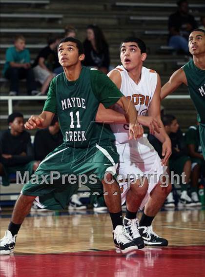 Thumbnail 2 in Dobie vs. Mayde Creek (McDonald's Texas Invitational) photogallery.