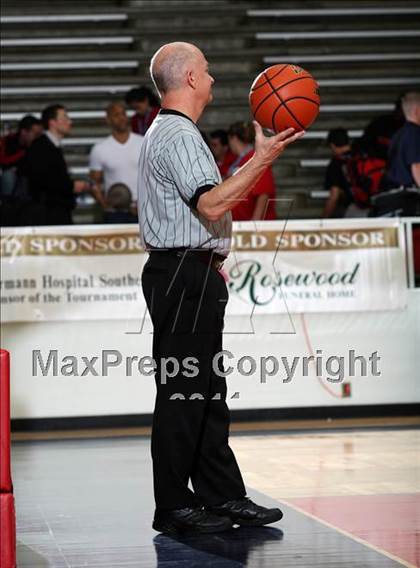 Thumbnail 2 in Dobie vs. Mayde Creek (McDonald's Texas Invitational) photogallery.