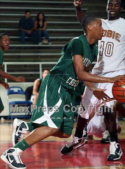 Thumbnail 1 in Dobie vs. Mayde Creek (McDonald's Texas Invitational) photogallery.