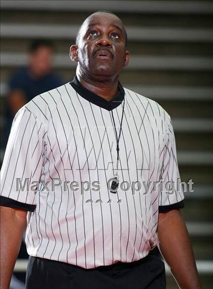 Thumbnail 1 in Dobie vs. Mayde Creek (McDonald's Texas Invitational) photogallery.