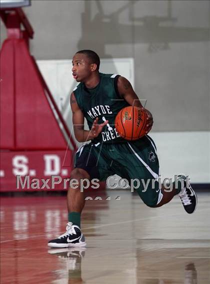 Thumbnail 2 in Dobie vs. Mayde Creek (McDonald's Texas Invitational) photogallery.