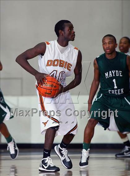 Thumbnail 1 in Dobie vs. Mayde Creek (McDonald's Texas Invitational) photogallery.
