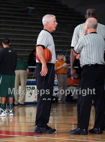 Thumbnail 3 in Dobie vs. Mayde Creek (McDonald's Texas Invitational) photogallery.