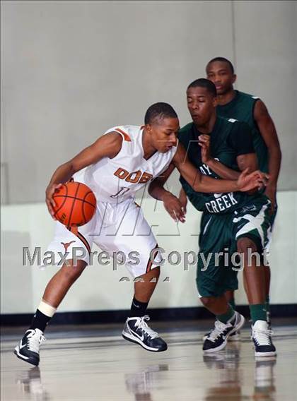 Thumbnail 1 in Dobie vs. Mayde Creek (McDonald's Texas Invitational) photogallery.