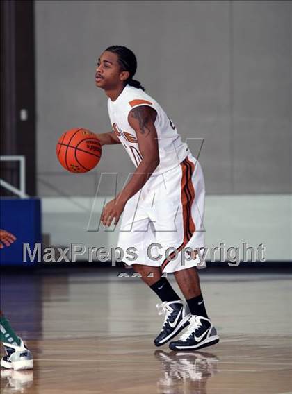 Thumbnail 2 in Dobie vs. Mayde Creek (McDonald's Texas Invitational) photogallery.