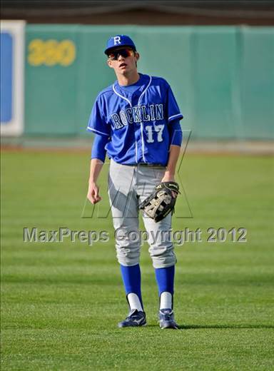 null - Photo 01
