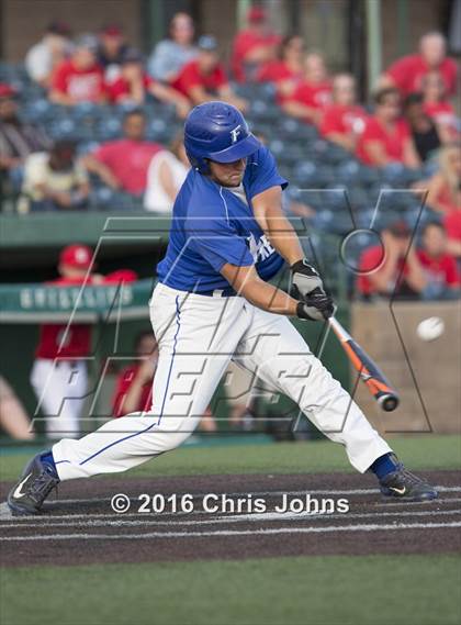 Thumbnail 1 in Springfield vs. Freeburg (IHSA Super Sectional) photogallery.