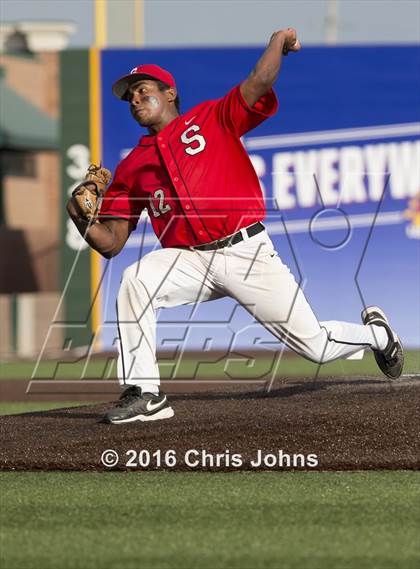 Thumbnail 2 in Springfield vs. Freeburg (IHSA Super Sectional) photogallery.