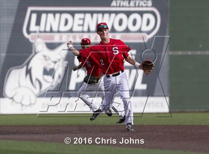 Thumbnail 1 in Springfield vs. Freeburg (IHSA Super Sectional) photogallery.