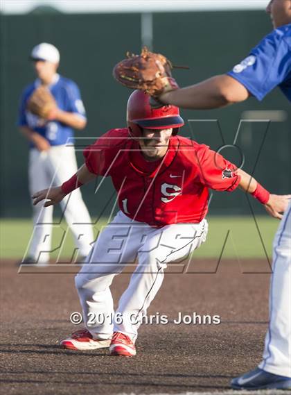 Thumbnail 1 in Springfield vs. Freeburg (IHSA Super Sectional) photogallery.