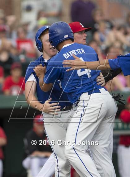 Thumbnail 3 in Springfield vs. Freeburg (IHSA Super Sectional) photogallery.