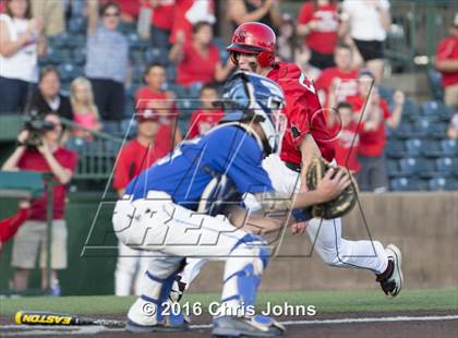 Thumbnail 2 in Springfield vs. Freeburg (IHSA Super Sectional) photogallery.