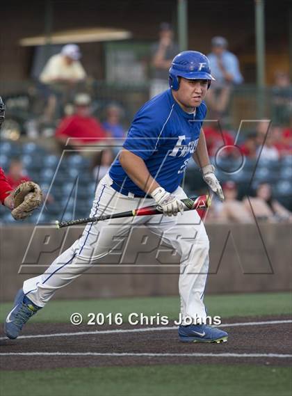 Thumbnail 3 in Springfield vs. Freeburg (IHSA Super Sectional) photogallery.
