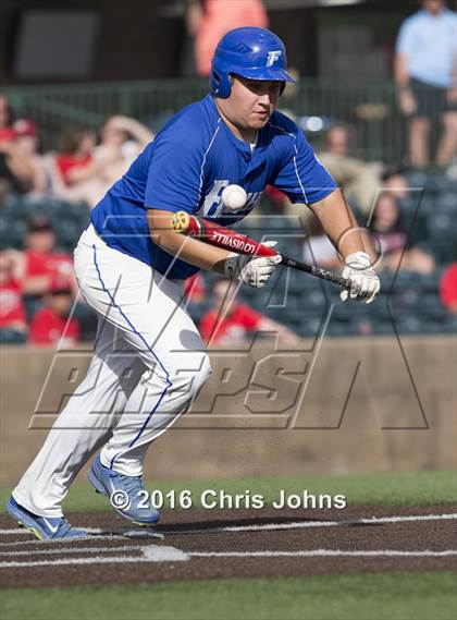 Thumbnail 2 in Springfield vs. Freeburg (IHSA Super Sectional) photogallery.