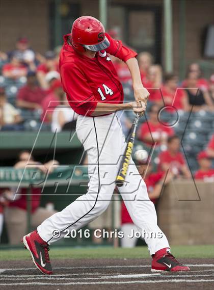 Thumbnail 3 in Springfield vs. Freeburg (IHSA Super Sectional) photogallery.