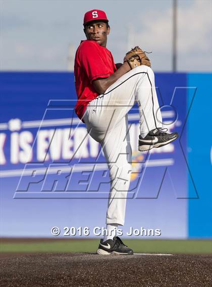 Thumbnail 3 in Springfield vs. Freeburg (IHSA Super Sectional) photogallery.