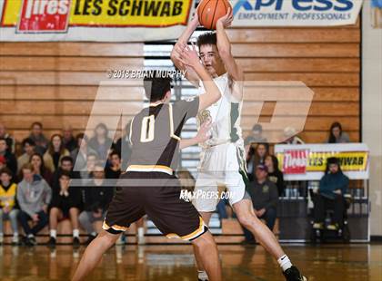 Thumbnail 1 in Jesuit vs Crespi (Les Schwab Invitational) photogallery.