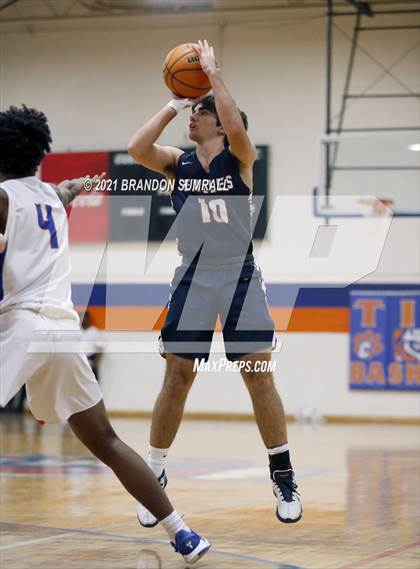 Thumbnail 1 in Montgomery Academy @ Chilton County photogallery.