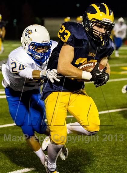 Thumbnail 3 in Warren vs Glenbrook South (IHSA 8A First Round Playoff) photogallery.