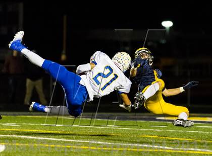 Thumbnail 2 in Warren vs Glenbrook South (IHSA 8A First Round Playoff) photogallery.