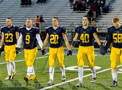 Thumbnail 1 in Warren vs Glenbrook South (IHSA 8A First Round Playoff) photogallery.