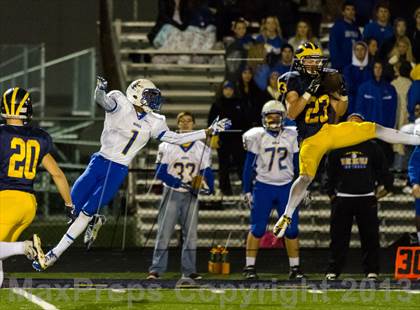 Thumbnail 3 in Warren vs Glenbrook South (IHSA 8A First Round Playoff) photogallery.