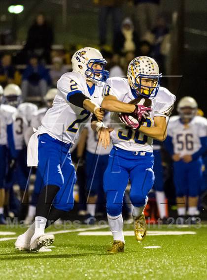Thumbnail 2 in Warren vs Glenbrook South (IHSA 8A First Round Playoff) photogallery.