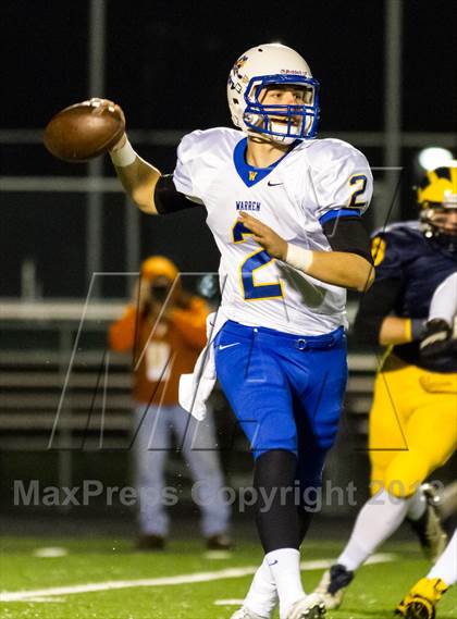 Thumbnail 3 in Warren vs Glenbrook South (IHSA 8A First Round Playoff) photogallery.
