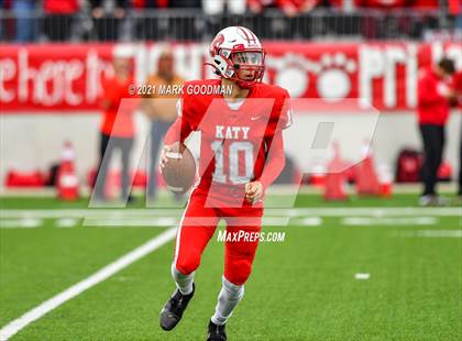 Thumbnail 1 in King @ Katy (UIL-6A Regional Playoff) photogallery.