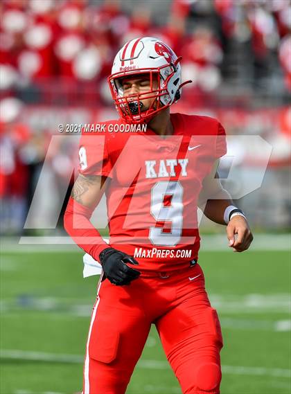 Thumbnail 1 in King @ Katy (UIL-6A Regional Playoff) photogallery.