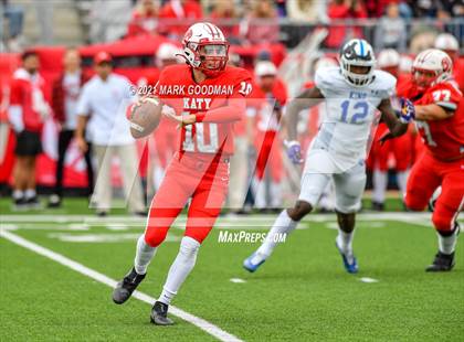 Thumbnail 3 in King @ Katy (UIL-6A Regional Playoff) photogallery.