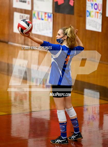 Thumbnail 1 in Clairemont @ Hoover photogallery.