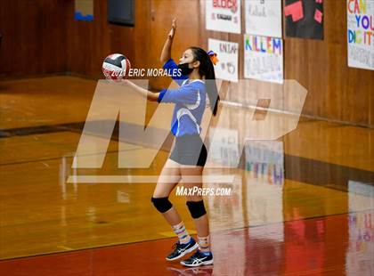 Thumbnail 2 in Clairemont @ Hoover photogallery.