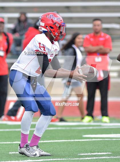 Thumbnail 1 in Highlands @ Encina Prep photogallery.