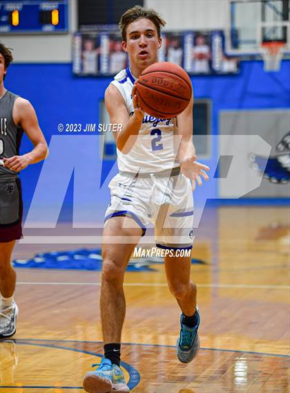 Thumbnail 2 in Snook vs Fayetteville photogallery.