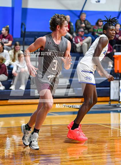 Thumbnail 3 in Snook vs Fayetteville photogallery.