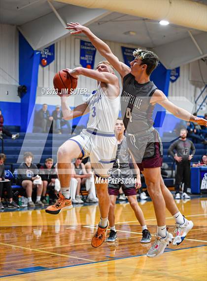 Thumbnail 1 in Snook vs Fayetteville photogallery.