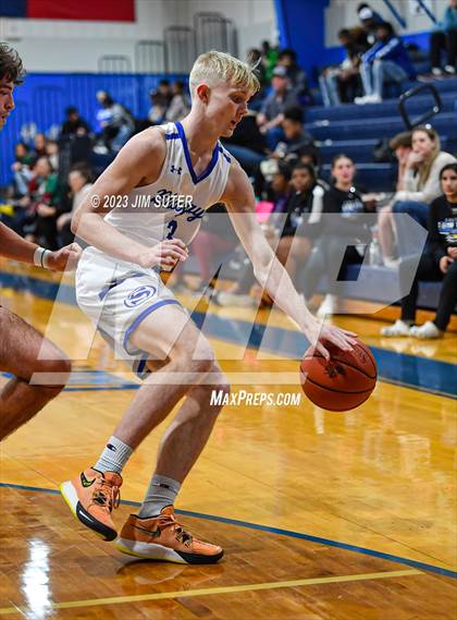 Thumbnail 1 in Snook vs Fayetteville photogallery.