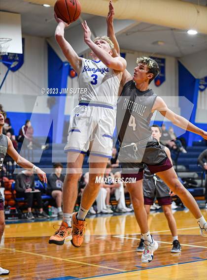 Thumbnail 2 in Snook vs Fayetteville photogallery.