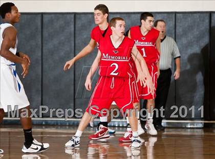 Thumbnail 1 in Chavez vs Memorial (McDonald's Texas Invitational) photogallery.