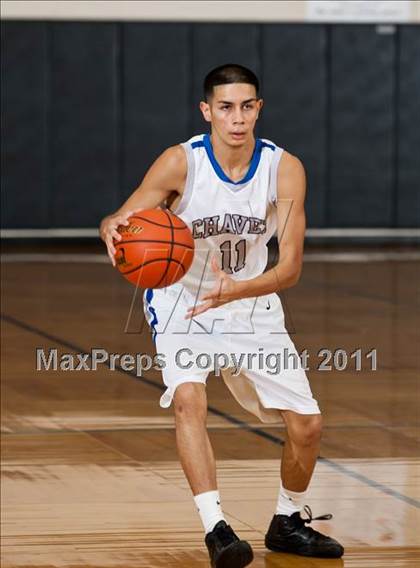 Thumbnail 1 in Chavez vs Memorial (McDonald's Texas Invitational) photogallery.