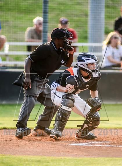 Thumbnail 2 in Rowlett vs. Rockwall (UIL 5A Bi-District Playoff) photogallery.