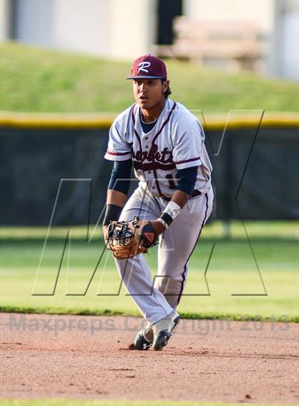 Thumbnail 2 in Rowlett vs. Rockwall (UIL 5A Bi-District Playoff) photogallery.