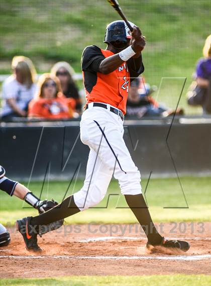 Thumbnail 3 in Rowlett vs. Rockwall (UIL 5A Bi-District Playoff) photogallery.
